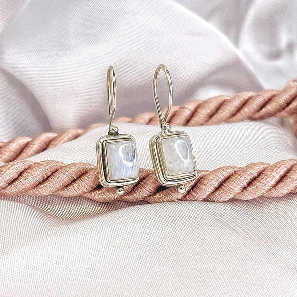 Boucles d'oreilles en pierre de lune Neliö