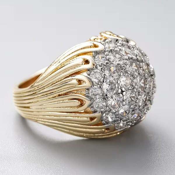 Bague en or vintage avec zircon rond