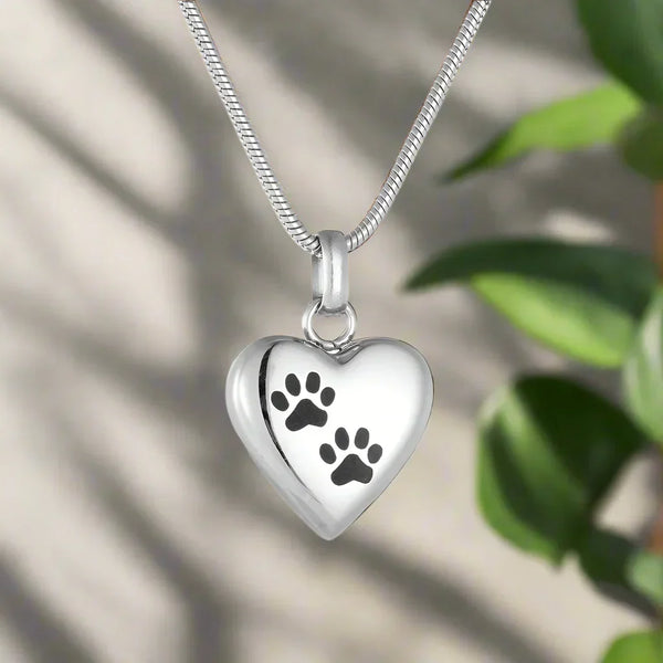 Collier en forme de cœur avec pendentif en patte, urne funéraire souvenir pour animal de compagnie