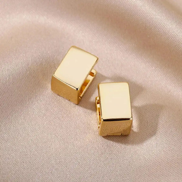 Boucles d'oreilles carrées géométriques dorées