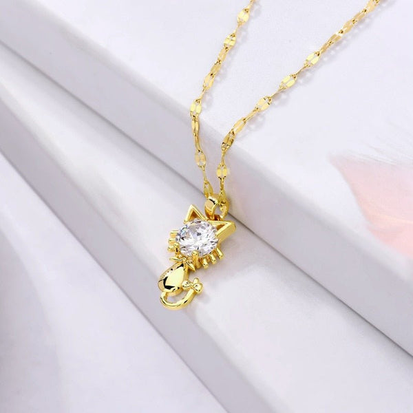Collier en forme de chat plaqué or avec zircon