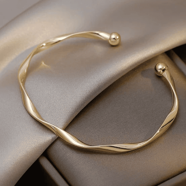 Bracelet ouvert en or élégant