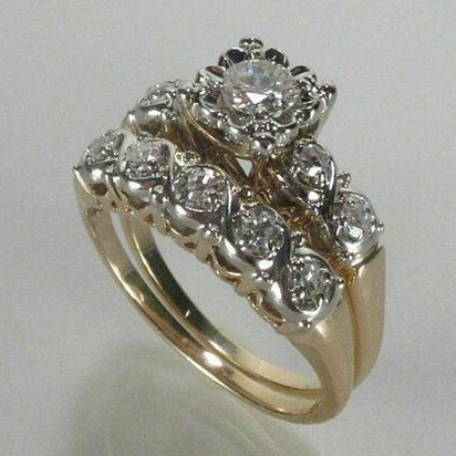 Bague dorée scintillante vintage