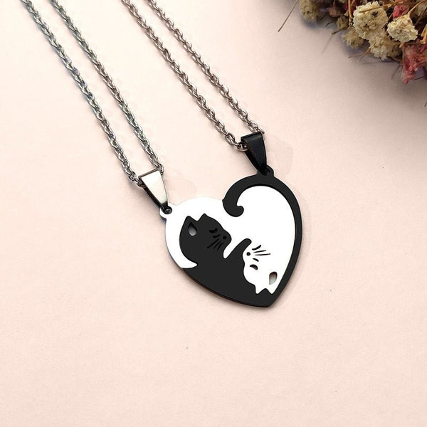 Collier d'amour de chat noir et blanc Jin et Jang