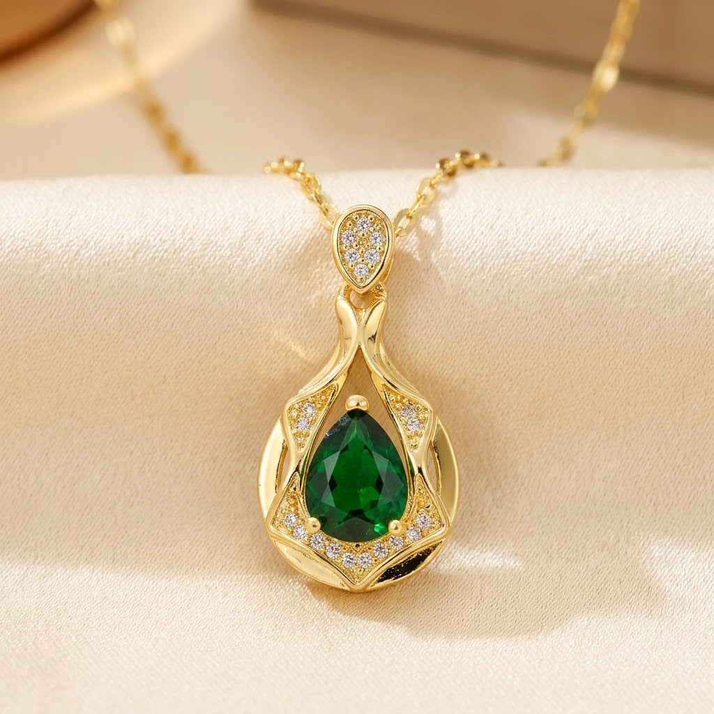 Collier Pendentif Émeraude Goutte en Or