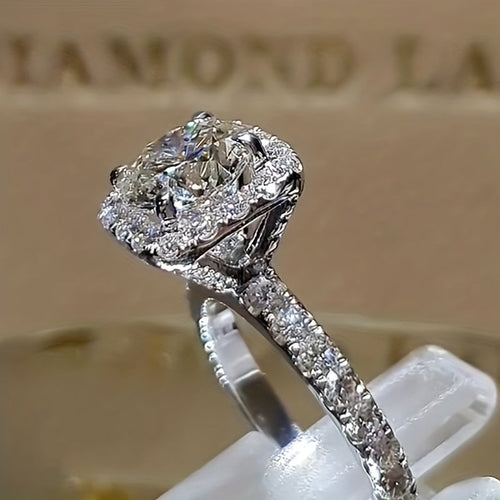 Bague En Zirconium Encastré En Or Blanc Éblouissant