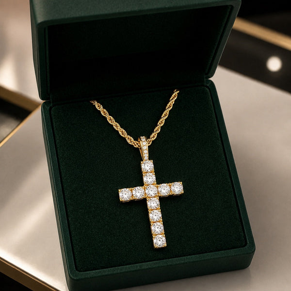 Collier Croix Diamant Classique