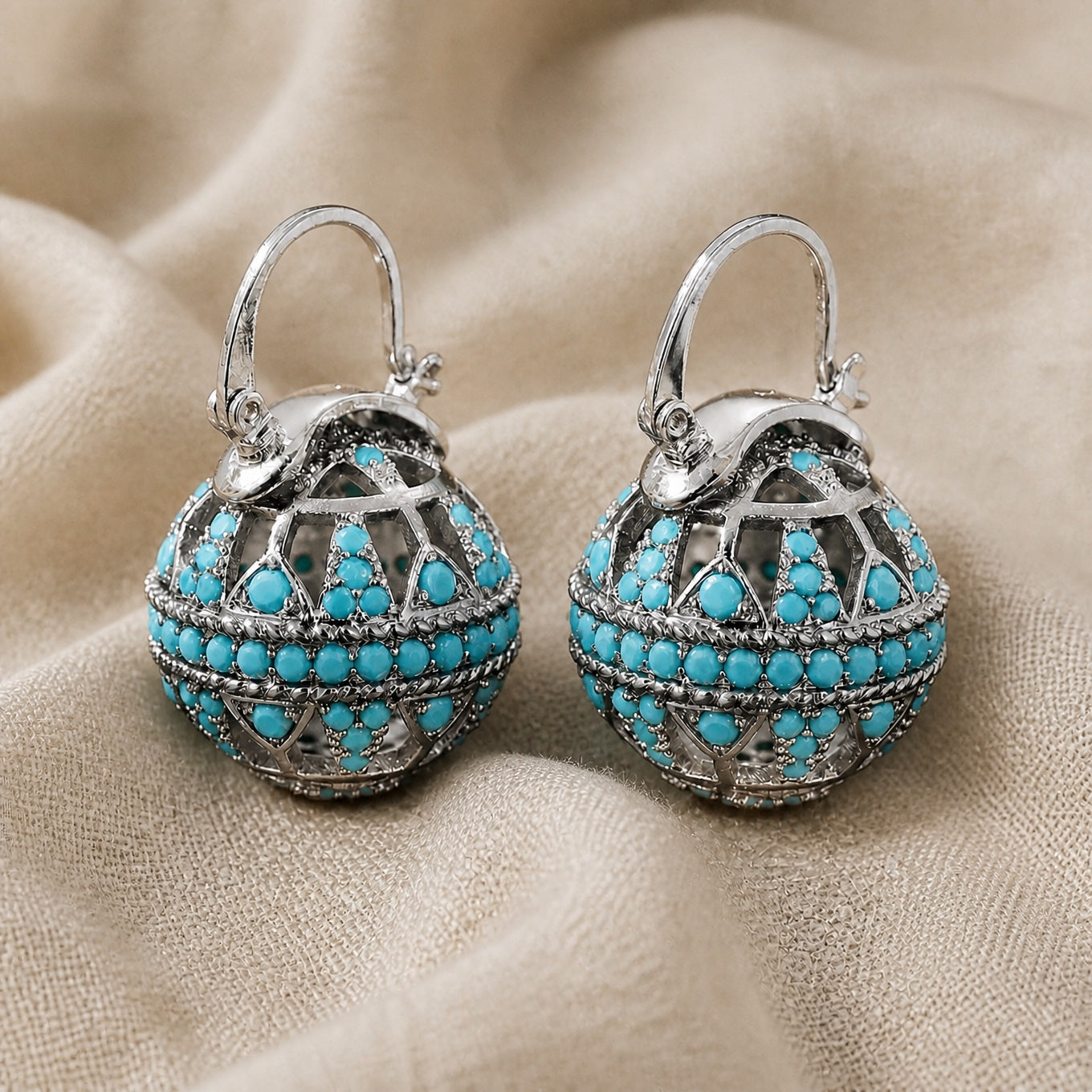 Boucles d'oreilles en filigrane globe turquoise