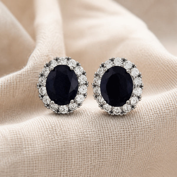 Boucles d'oreilles en saphir blanc ovale
