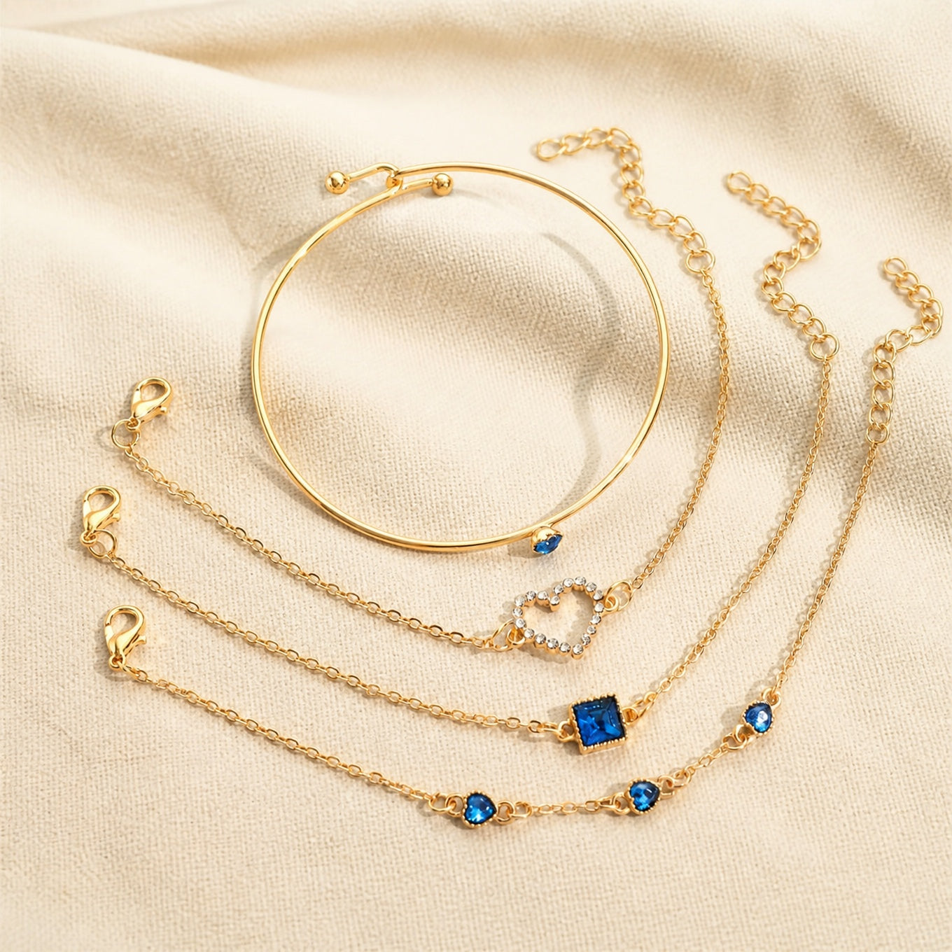 Bracelet en perles de cœur doré Safiiri