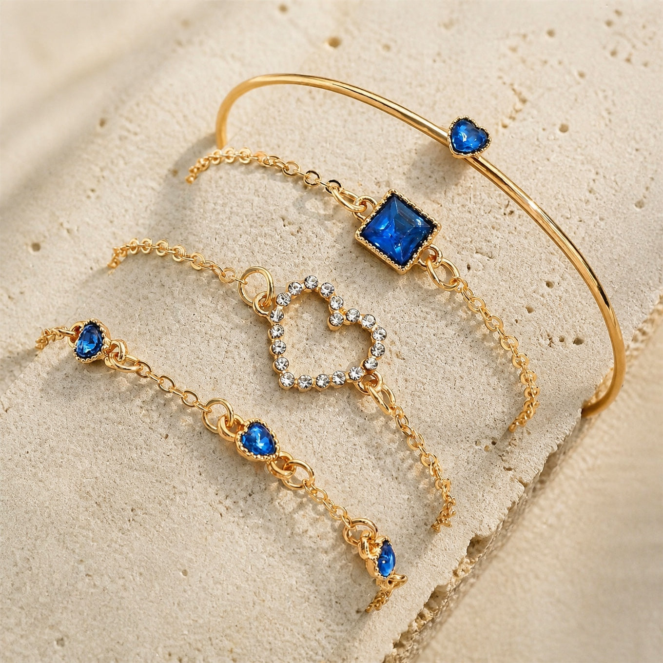 Bracelet en perles de cœur doré Safiiri