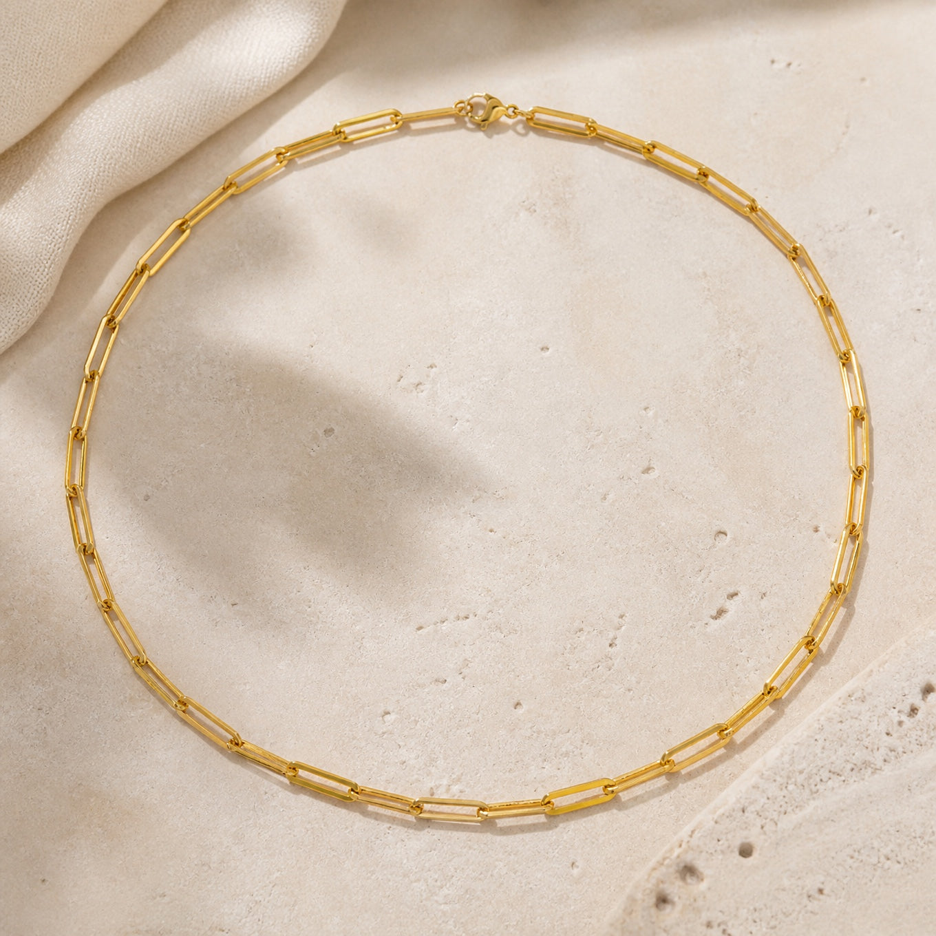 Collier en chaîne délicat