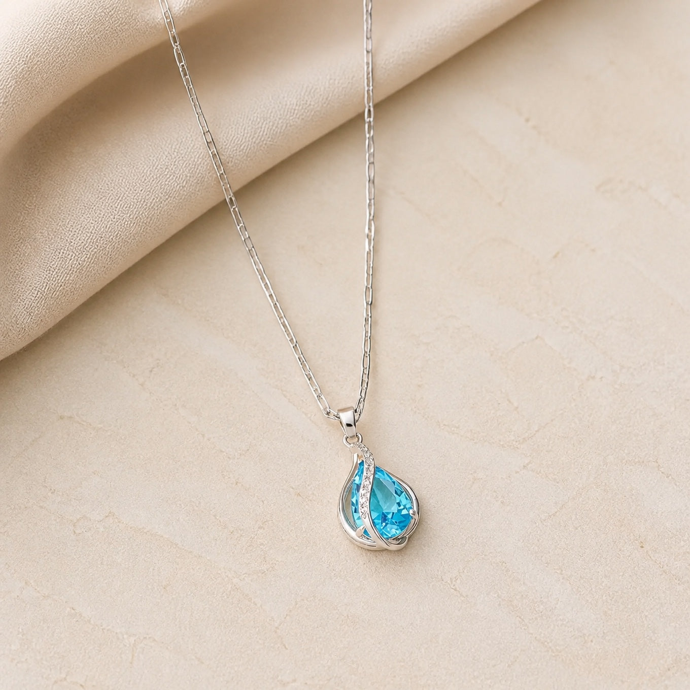 Collier Celestine Vireaux élégant