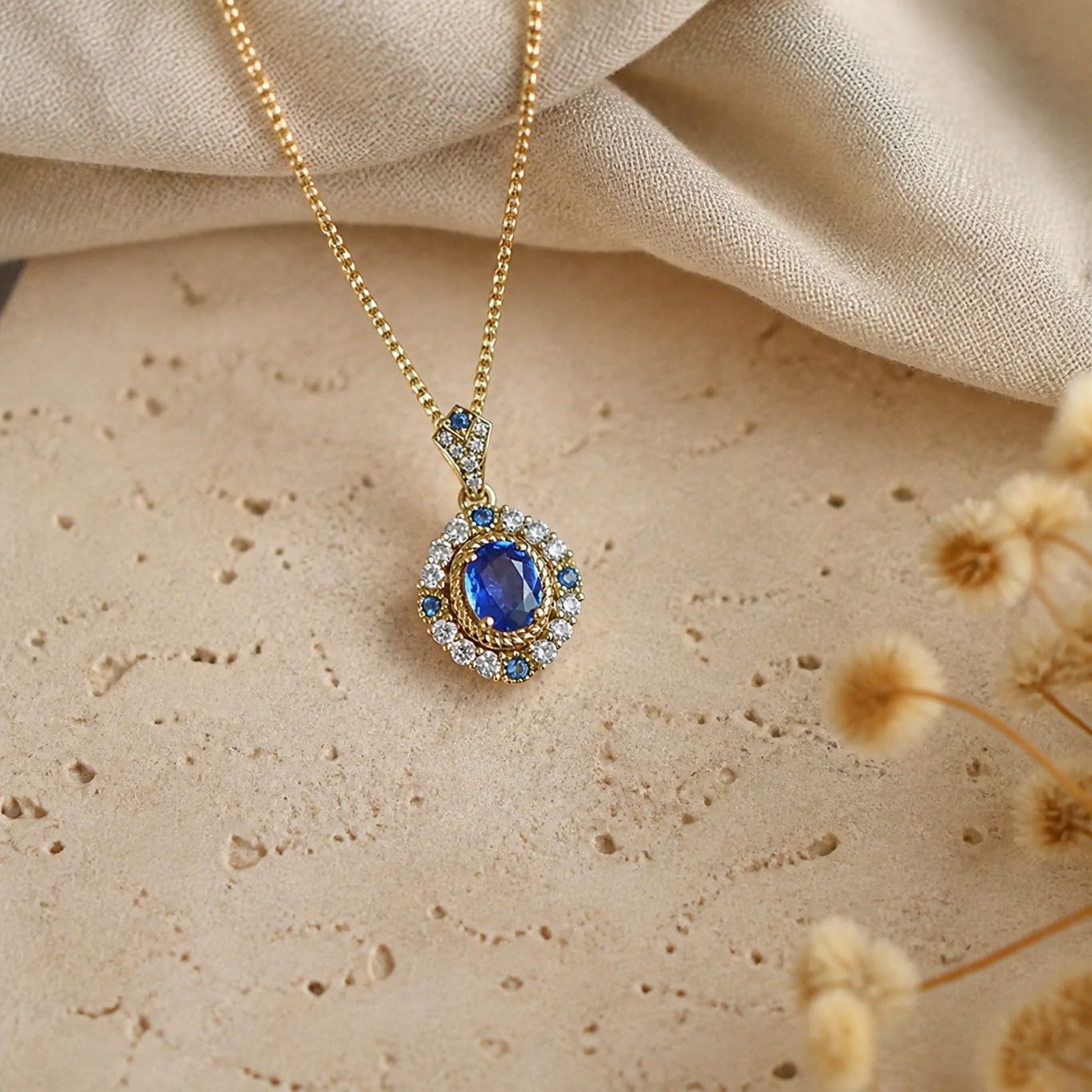 Collier Jesmira Duskraine