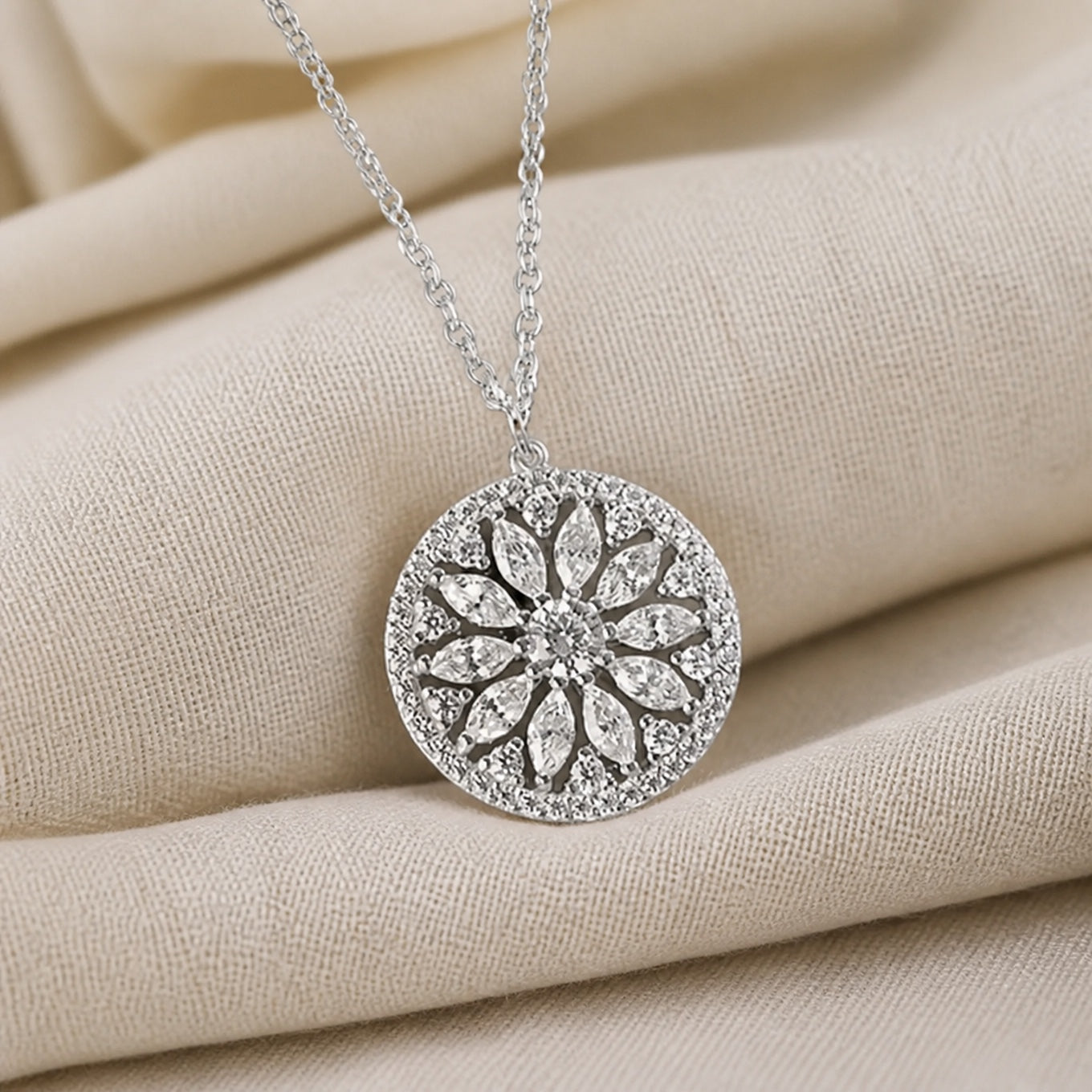 Collier Lavish Sunflower en zirconium