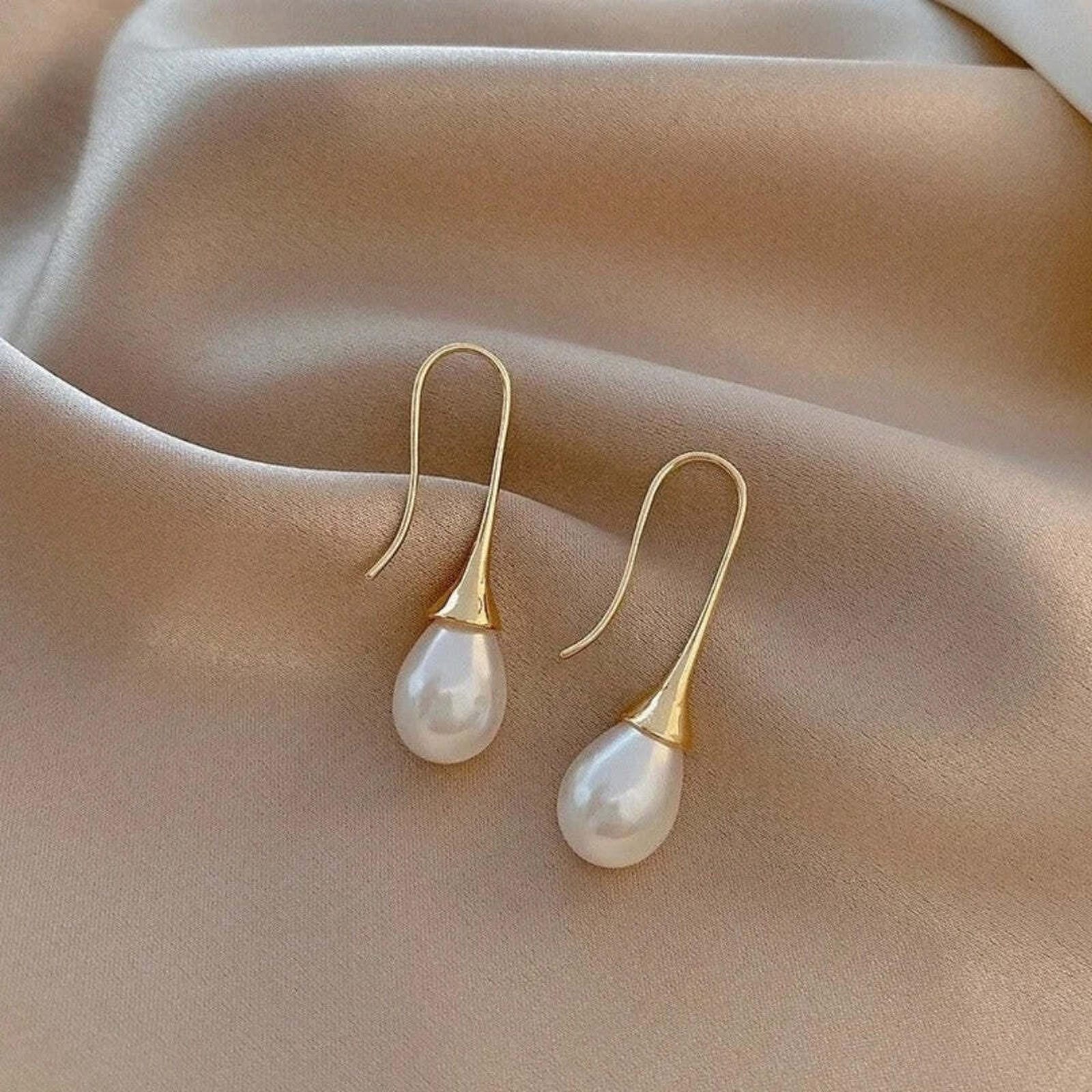 Boucles d'oreilles classiques Helmi Helena