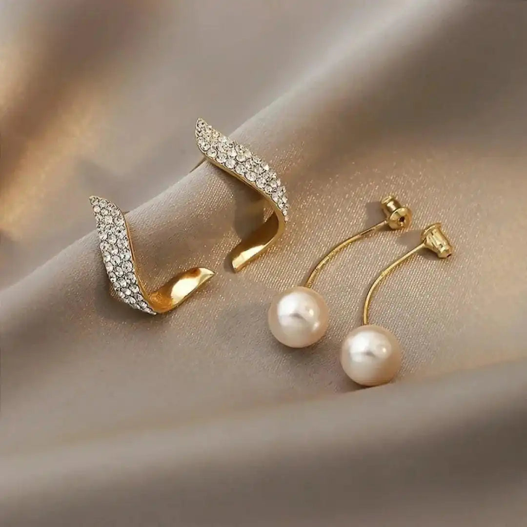 Boucles d'oreilles en or Helmi Pisara élégantes