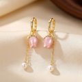 Boucles d'Oreilles Pendantes Florales Perle en Or