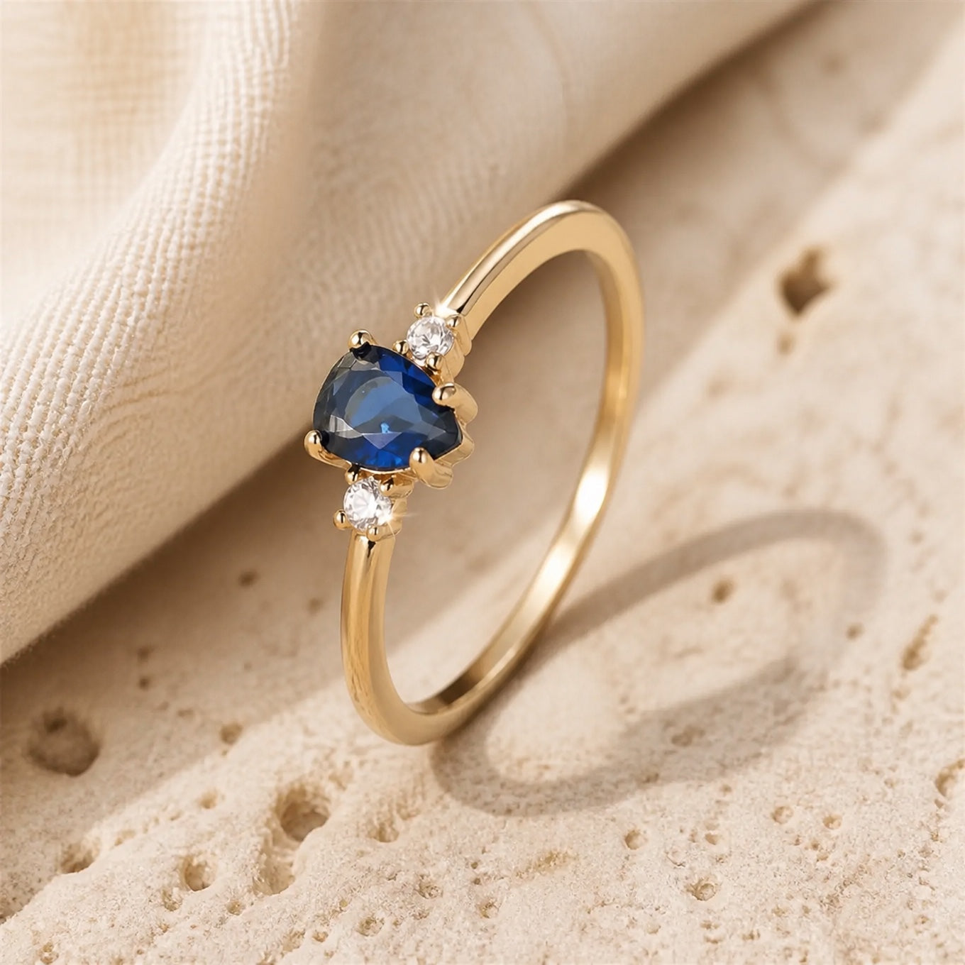 Bague en Saphir Royal à Poires Minimaliste
