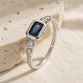 Bague Windsor en or blanc et saphir