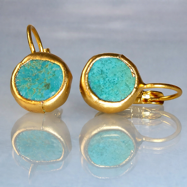 Boucles d'oreilles en or avec pierre turquoise