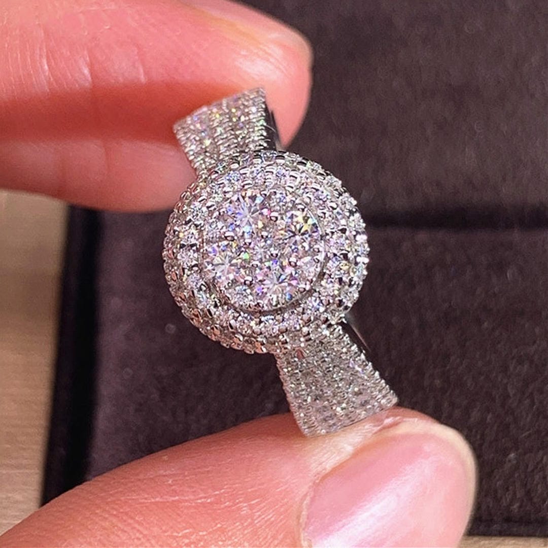 Bague Halo Pavé en Cristaux Ronds