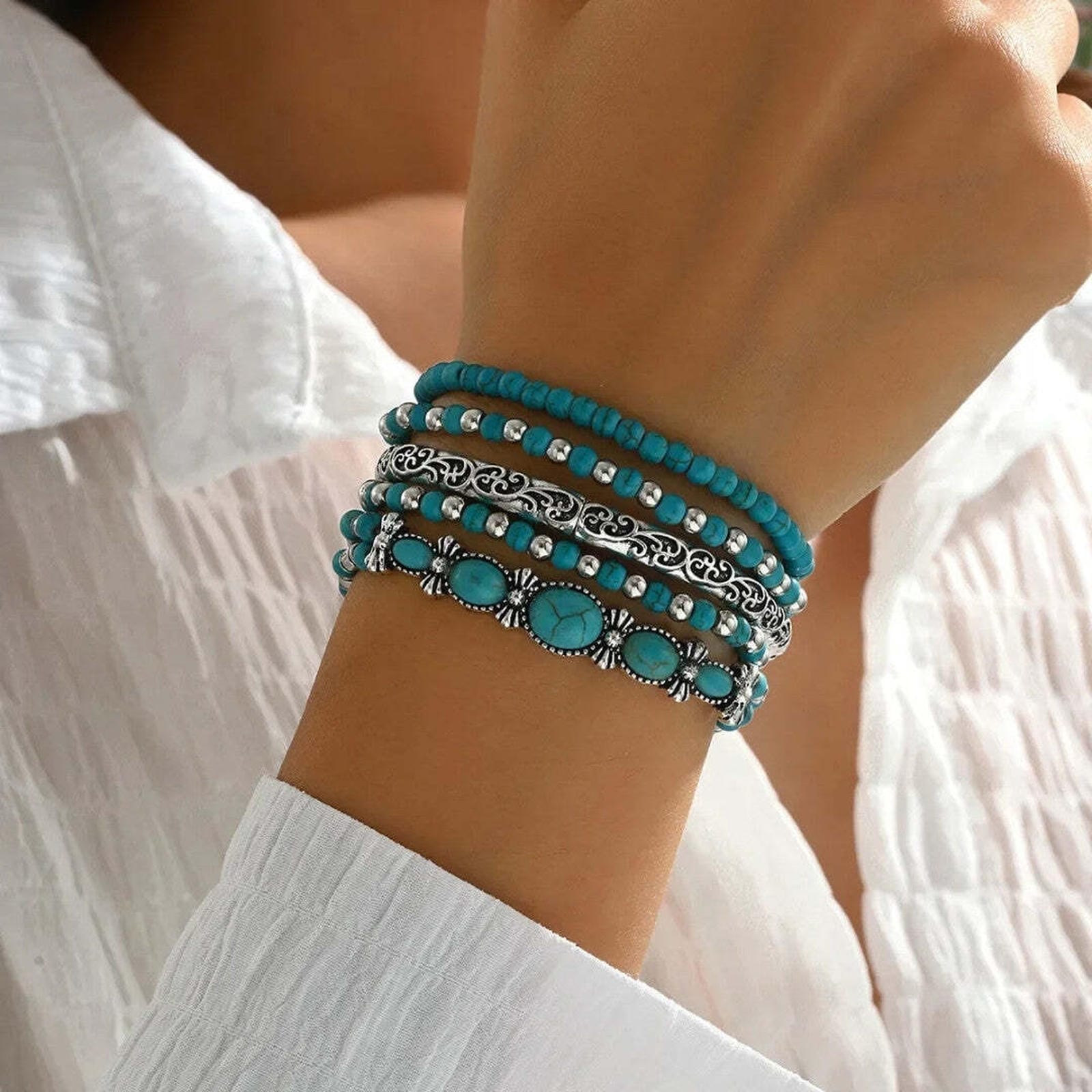 Bracelet boho turquoise avec perles