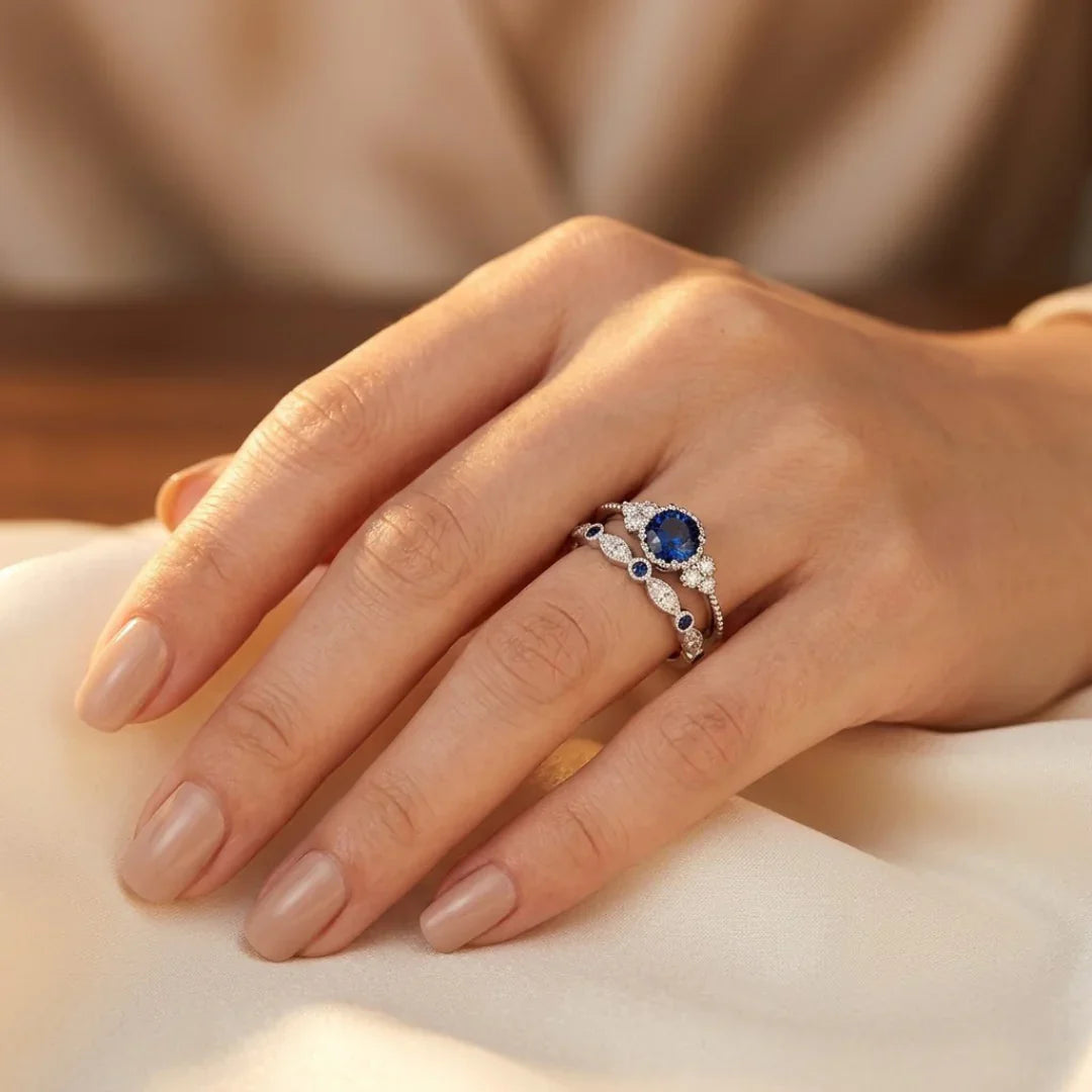 Bague halo saphir argentée