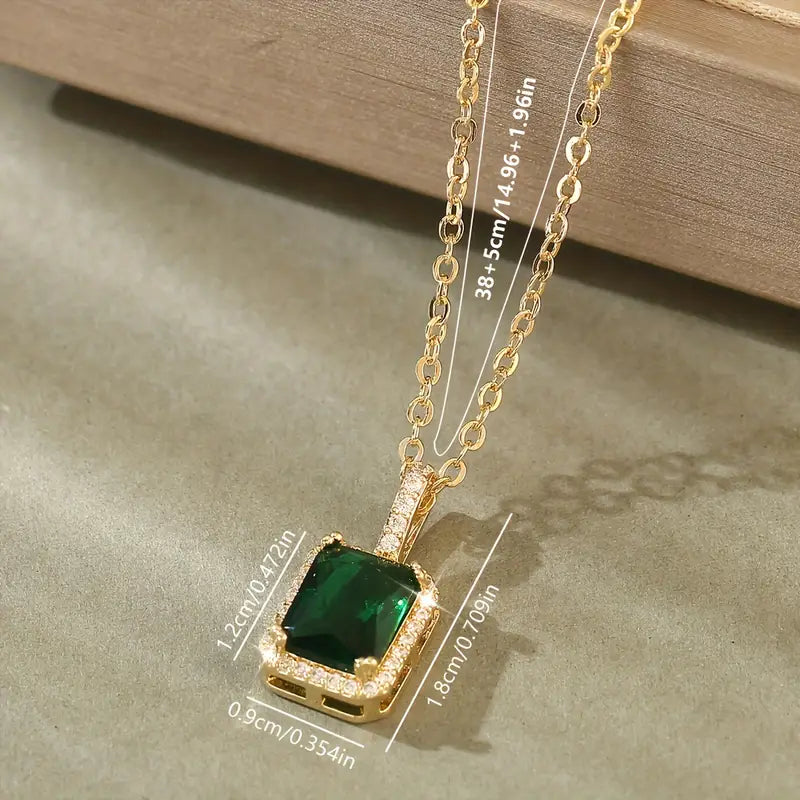 Collier Émeraude Rectangulaire Halo en Or