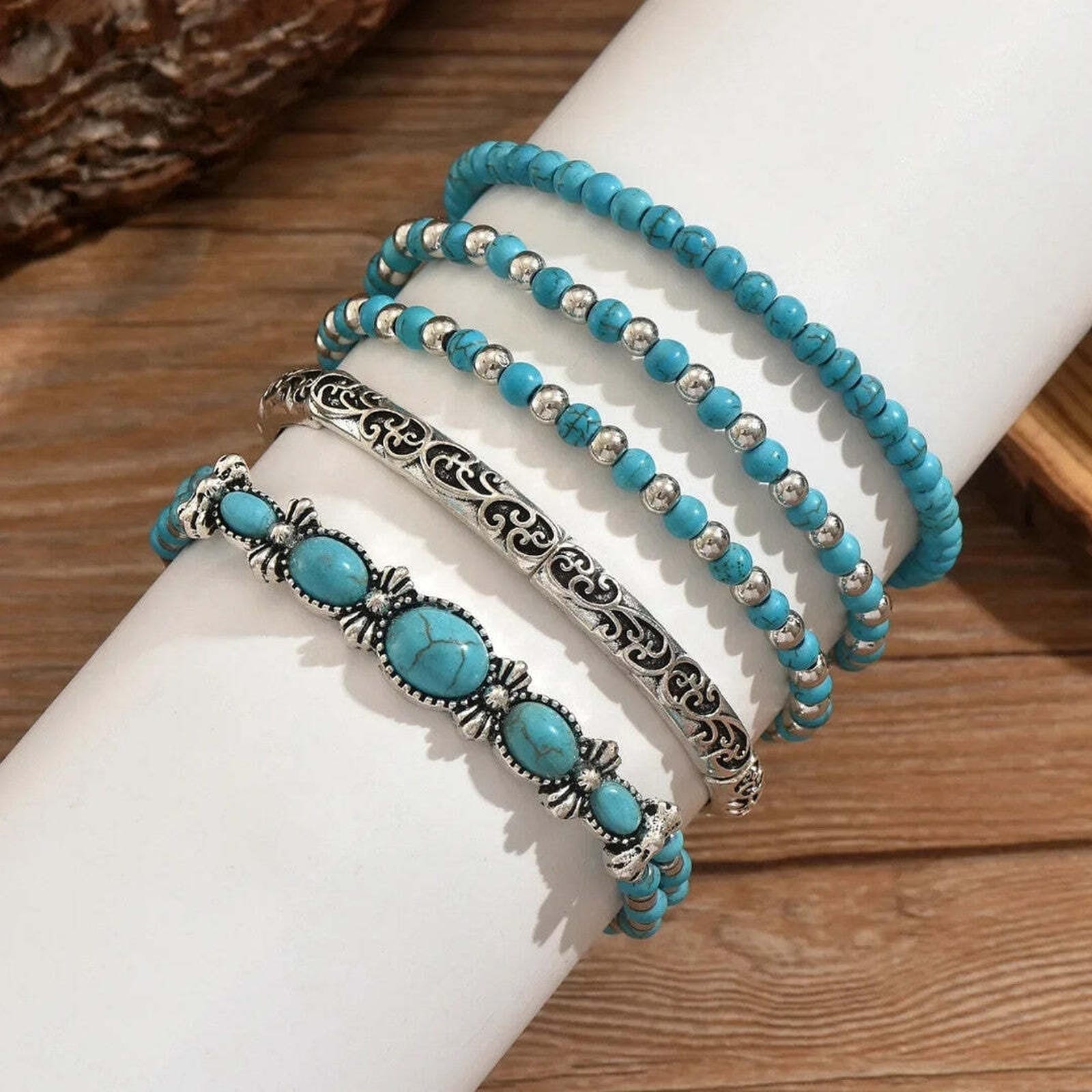 Bracelet boho turquoise avec perles