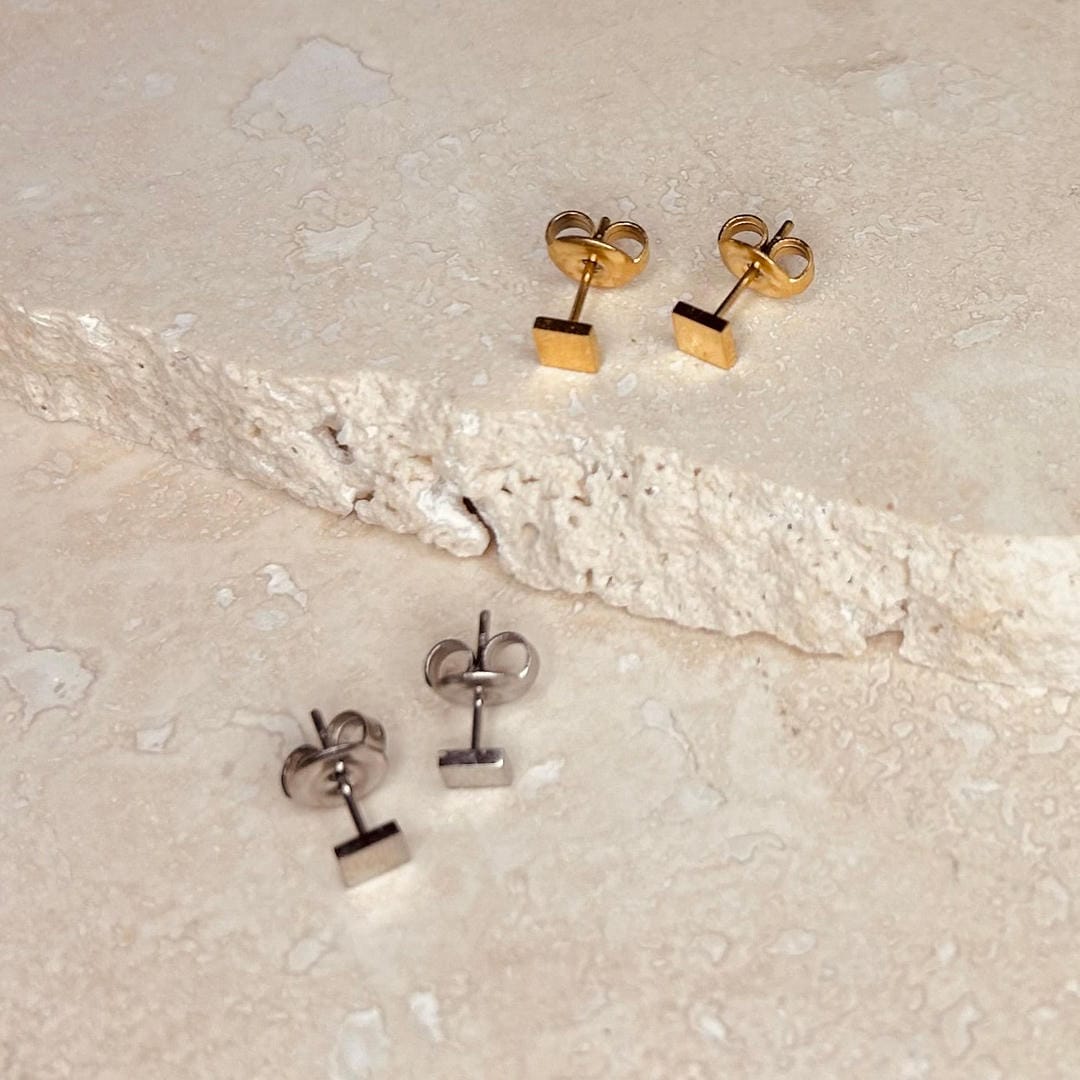 Boucles d'oreilles Neliö en or et argent pour tous les jours