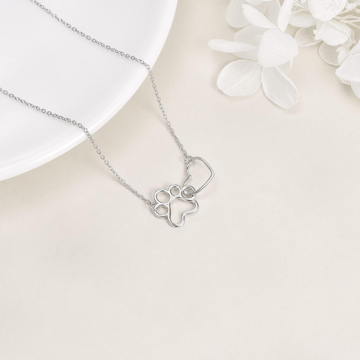Collier en argent sterling avec pendentif en forme de cœur en cristal