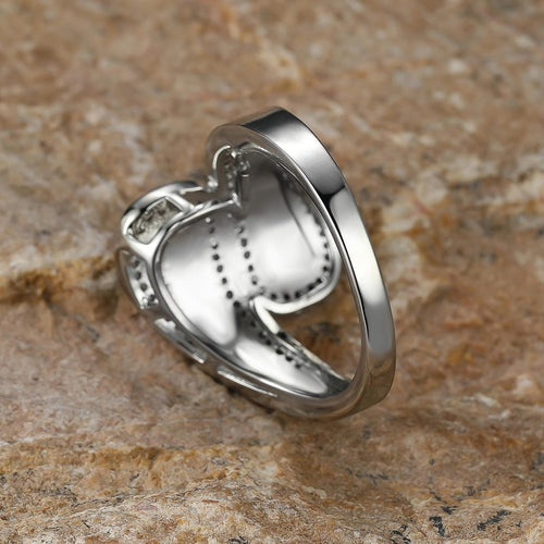 Bague en Zirconium avec Pierre Opale Encastrée