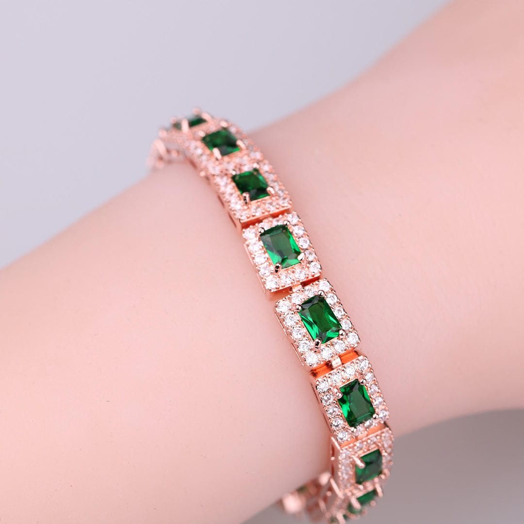 Bracelet en or éblouissant vert émeraude