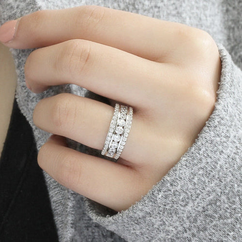 Bague en Pierre Argentée Élégante