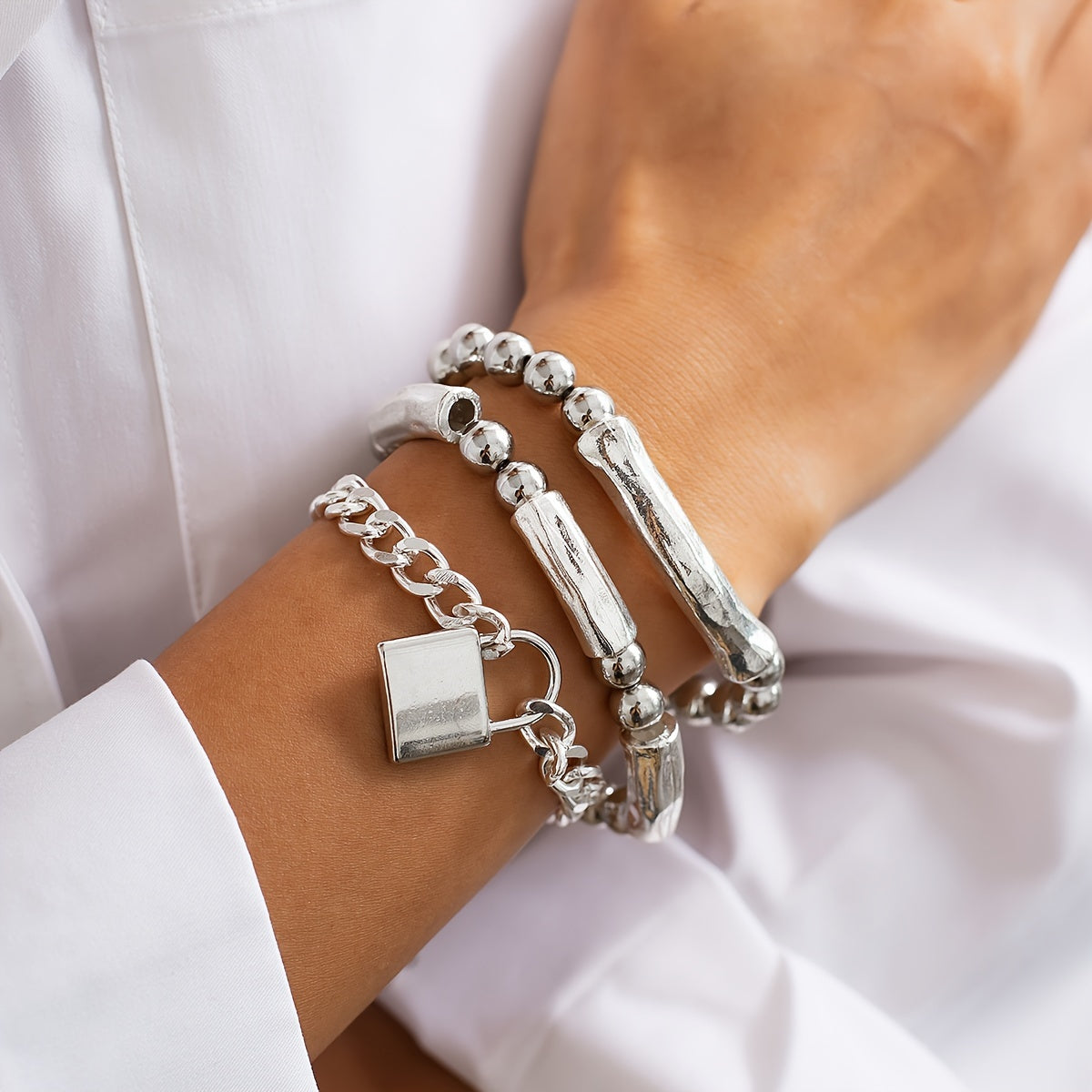 Bracelet en perles de punk en or blanc