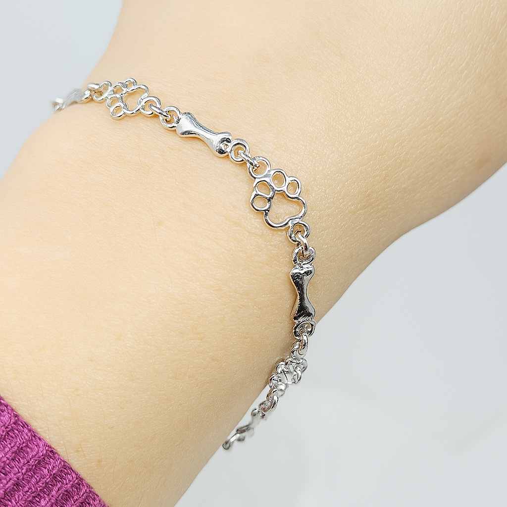 Édition limitée bracelet en argent pur avec pendentif patte de chien et os