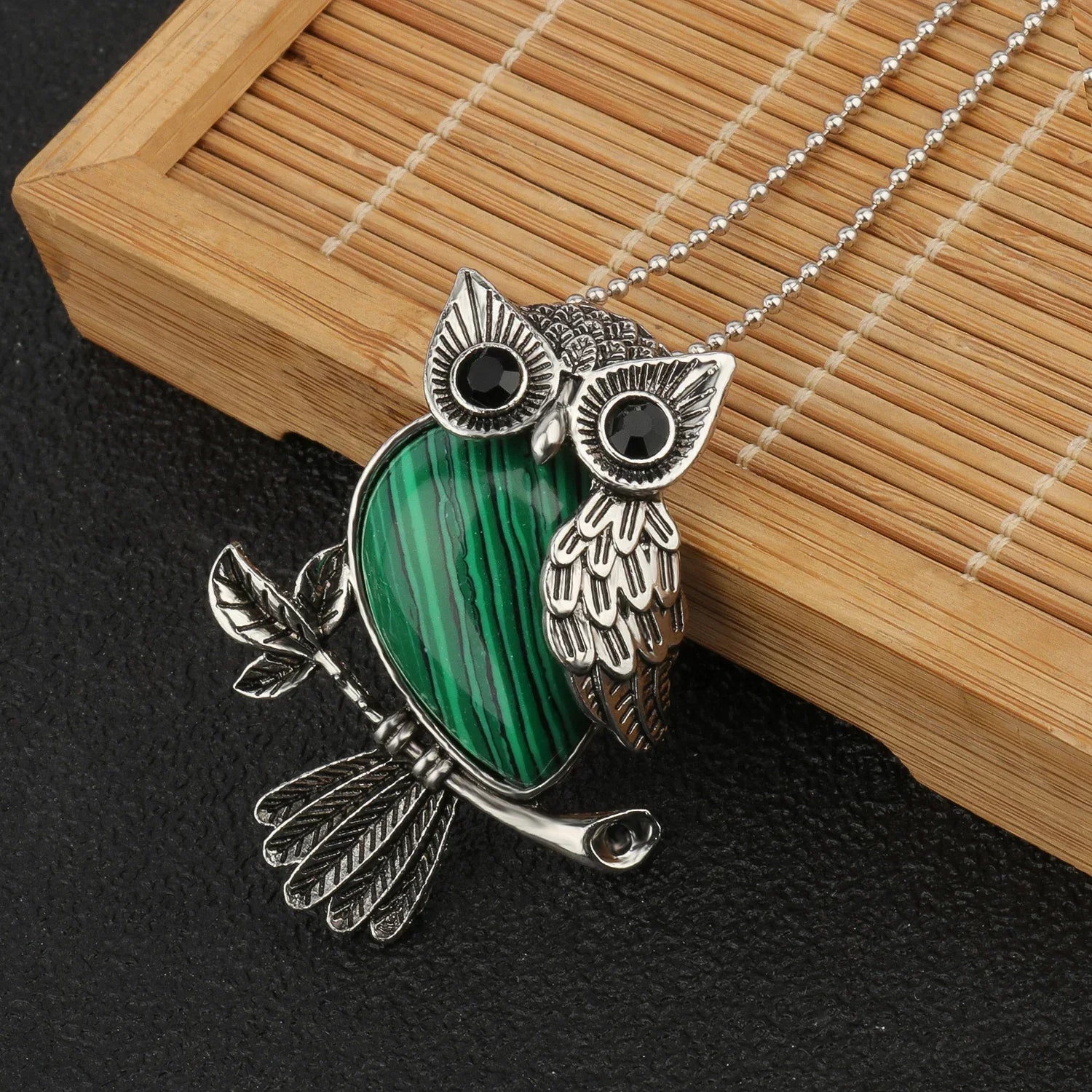 Collier pendentif hibou en cristal de sagesse