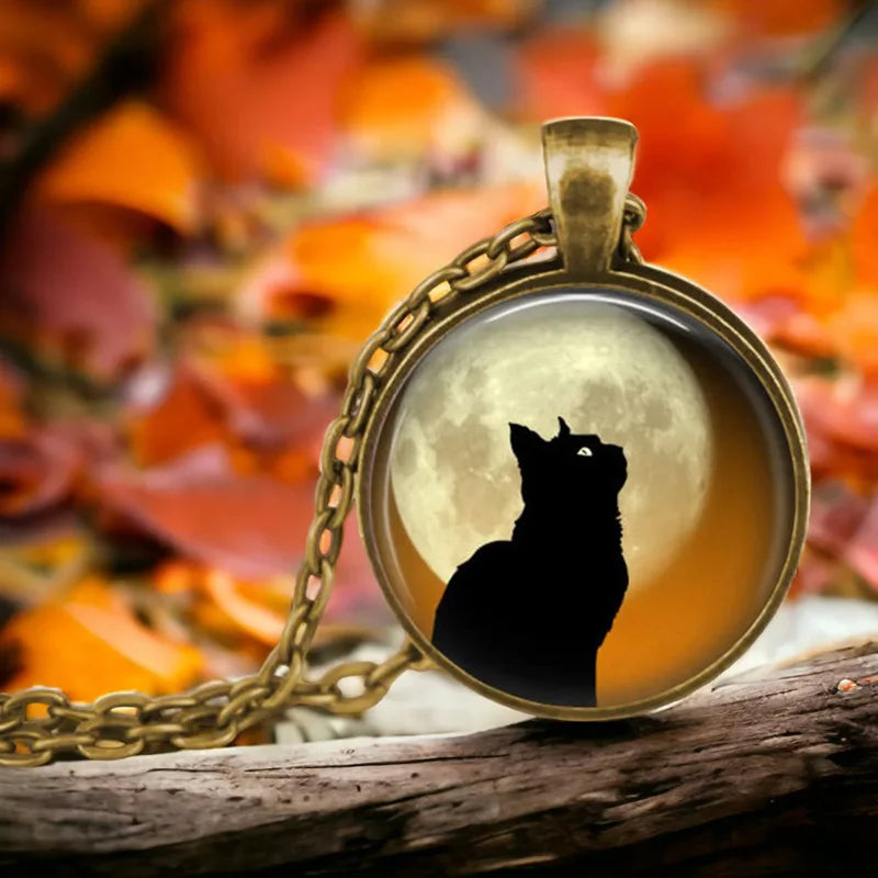 Collier en verre avec pendentif animal esprit de la forêt