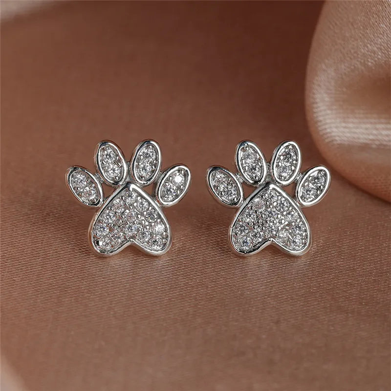 Boutons en forme de patte de zircon blanc – design en forme de cœur