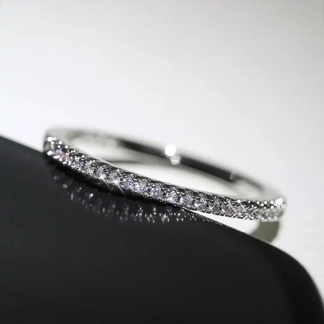 Bague Élyse Minimaliste en Zirconium