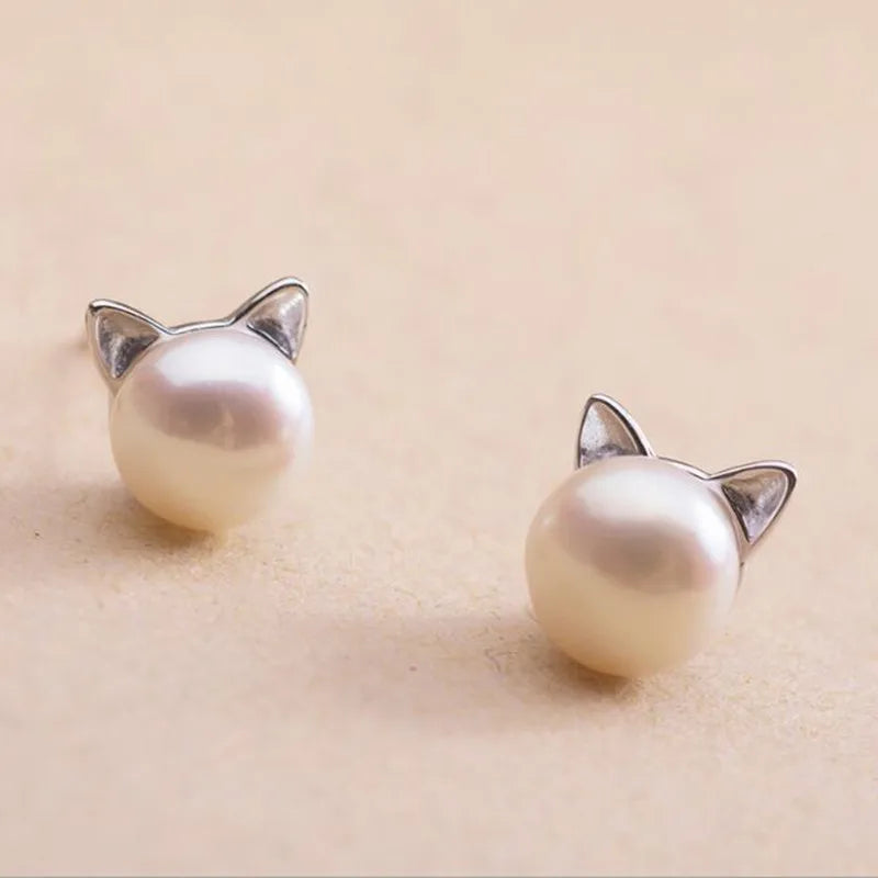 Jolie collier de chat en perles avec boucles d'oreilles et bague en bonus
