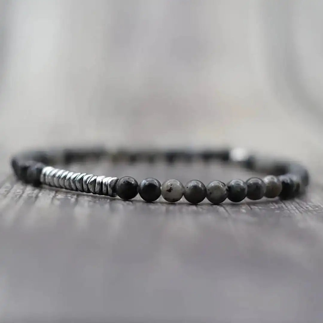 Bracelet en Roche Volcanique Intemporel