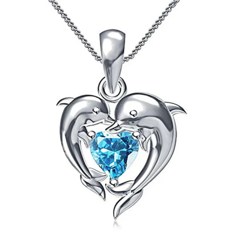 Collier en forme de cœur bleu d'amour dauphin