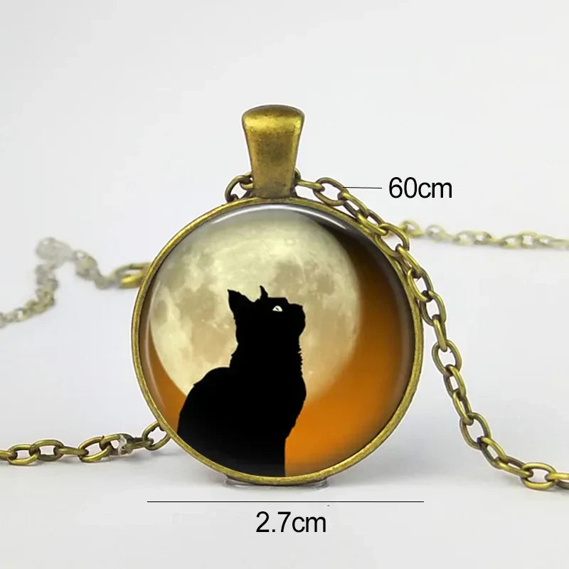 Collier en verre avec pendentif animal esprit de la forêt