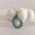 Collier en Coquillage Helmi Bleu