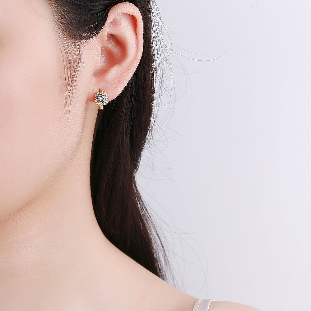 Nadine | Boucles d'oreilles carrées | Or
