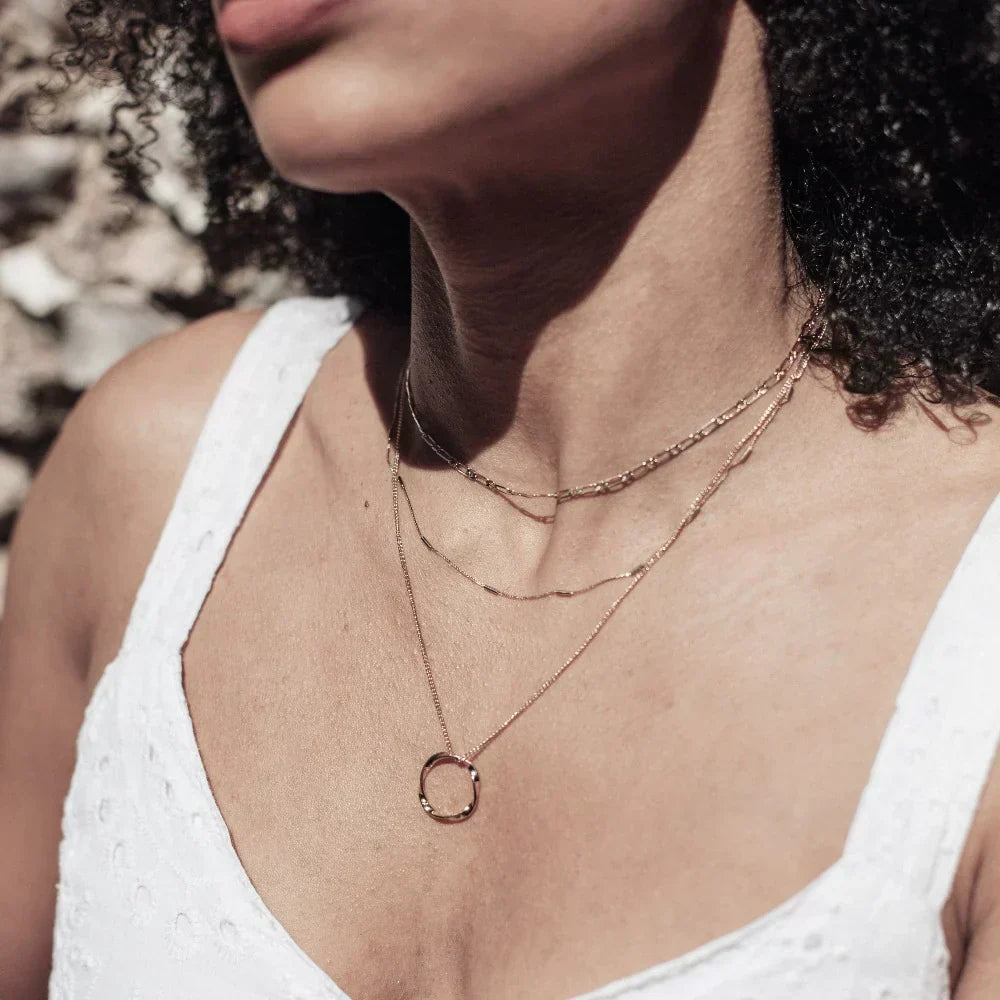 Circa™ | Collier trois rangs cercle ouvert doré