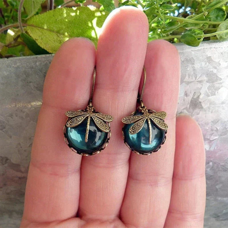 Boucles d'oreilles en forme de libellule en or antique