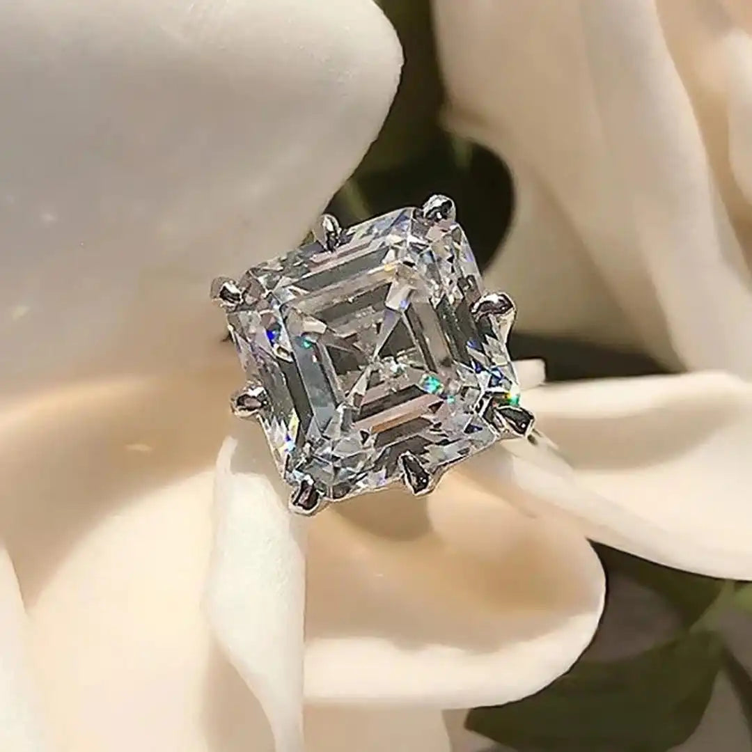 Bague en Cubic Zirconia Dorée Intemporelle